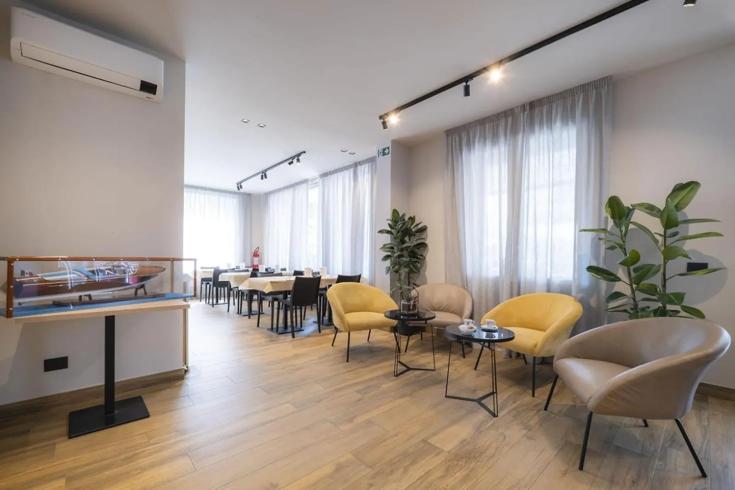 ***  Global Hotel Римини Италия